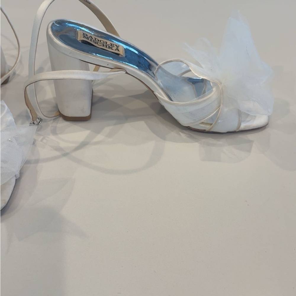 Badgley Mischka Tess Block Heel with Poof 8 - Picture 5 of 9